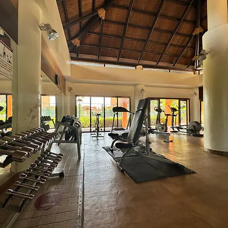 Lägenhet Piso De Lujo Golf Y Playa Estepona