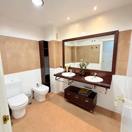 Lägenhet Piso De Lujo Golf Y Playa Estepona